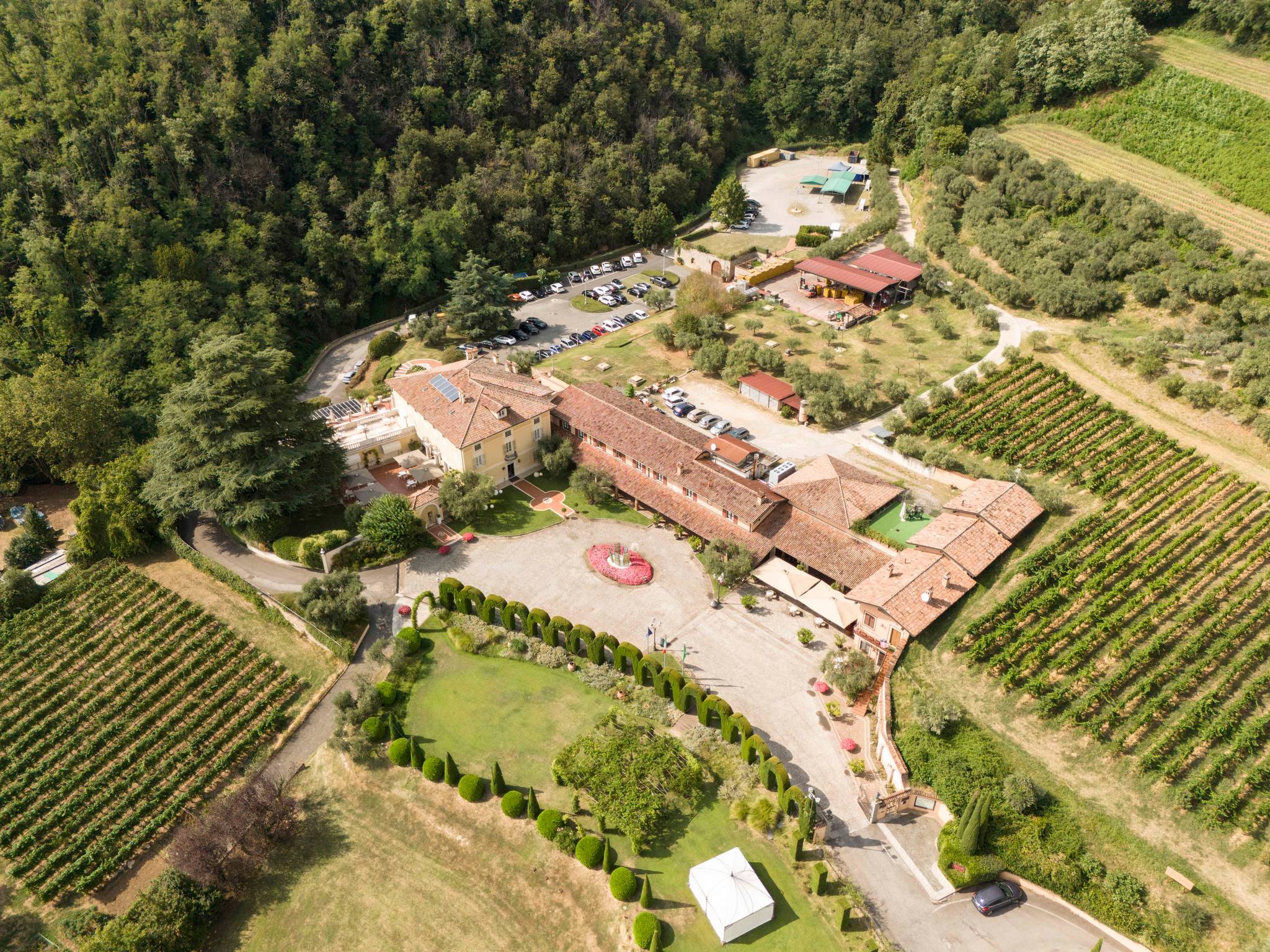 Panoramica dall'alto di Villa Baiana location in Franciacorta